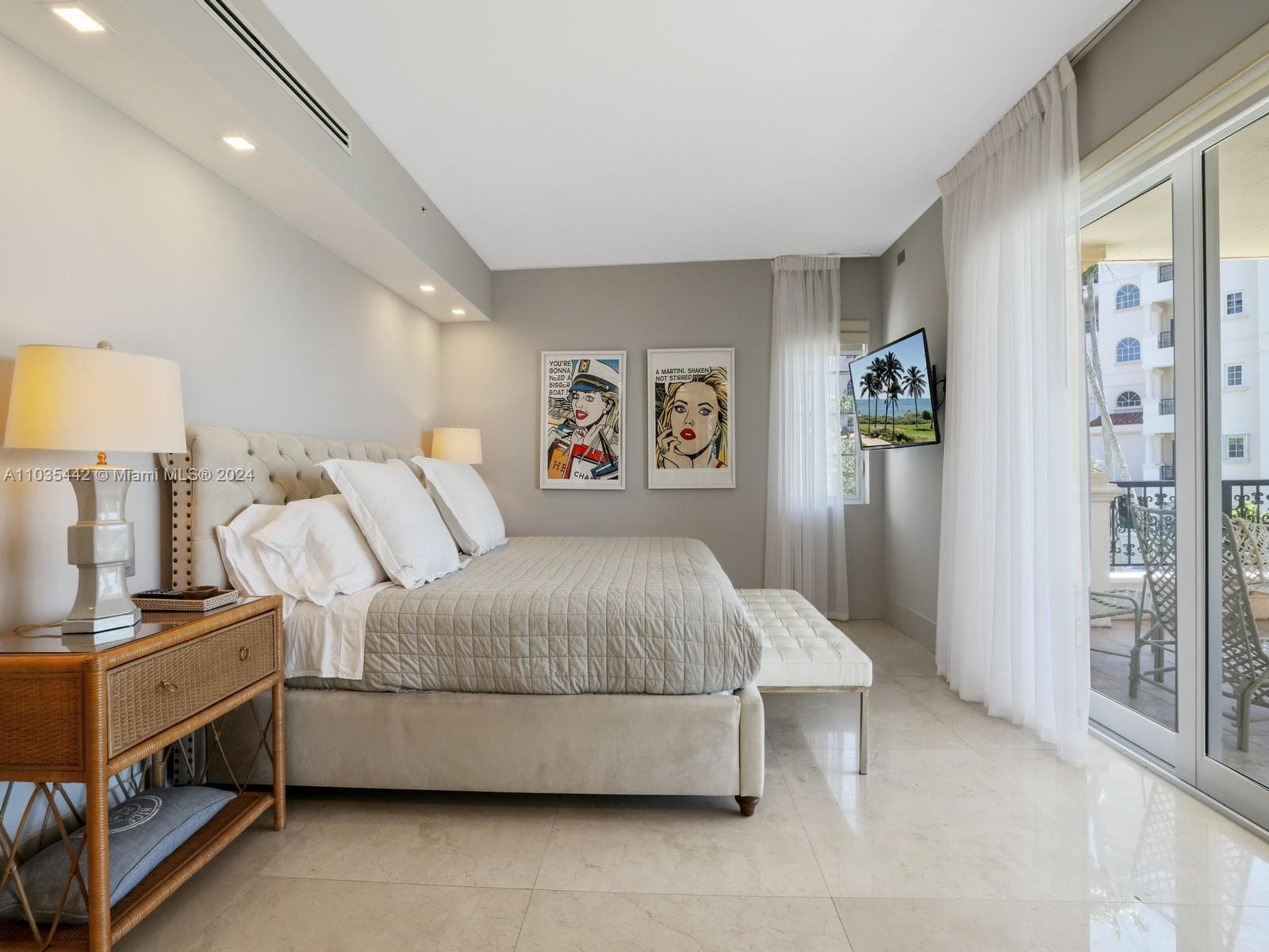 19223 Fisher Island Dr 19223 photo 21