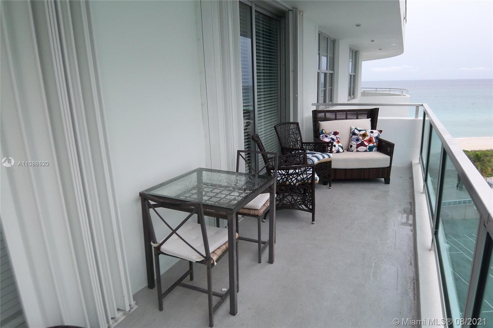 5151 COLLINS AV 1030 photo 22