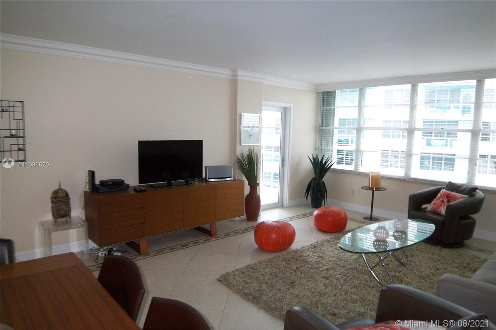 5151 COLLINS AV 1030 photo 7