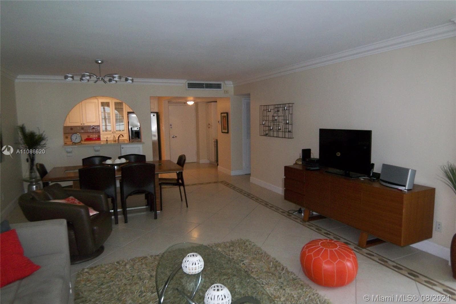 5151 COLLINS AV 1030 photo 9