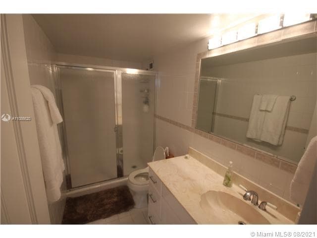5151 COLLINS AV 1030 photo 18