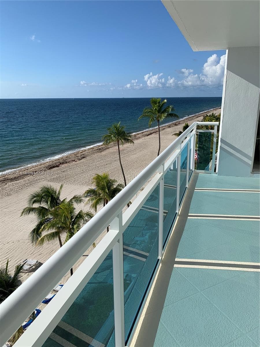 3430 Galt Ocean Dr 506 photo 3