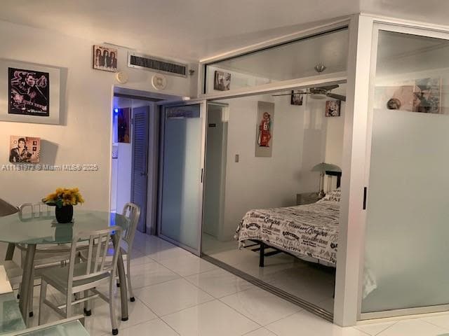 100 LINCOLN RD 1509 photo 4