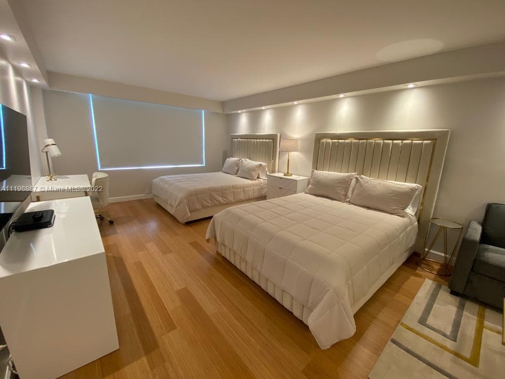 5151 Collins Ave 531 photo 19