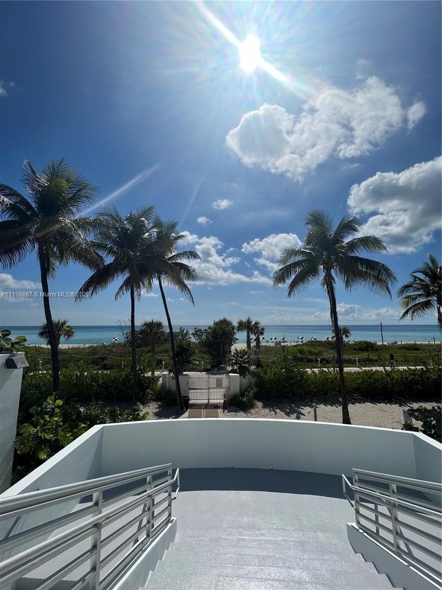 5151 Collins Ave 531 photo 25