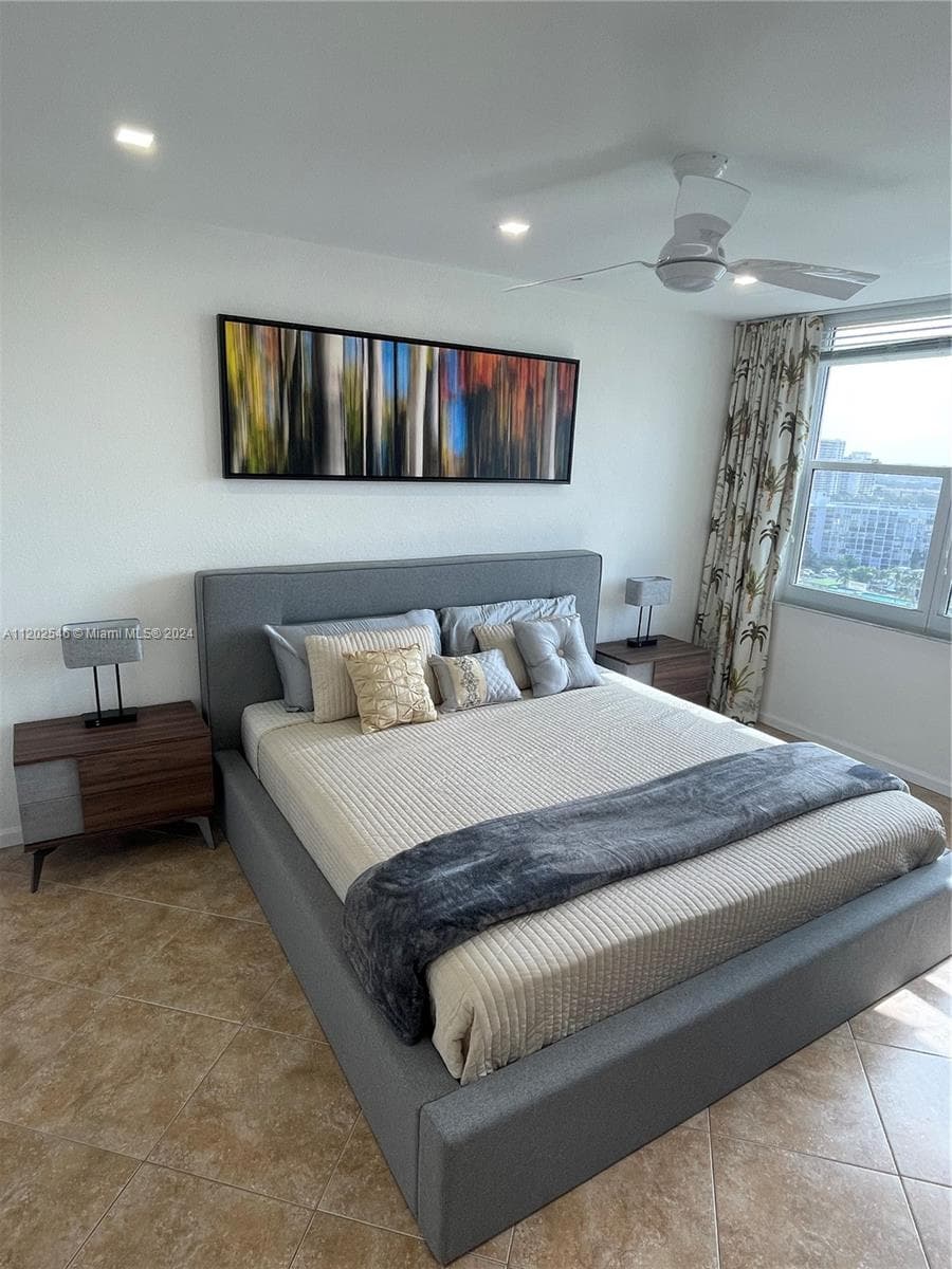 2501 S Ocean Dr PH28 (AVAILABLE JULY) photo 6