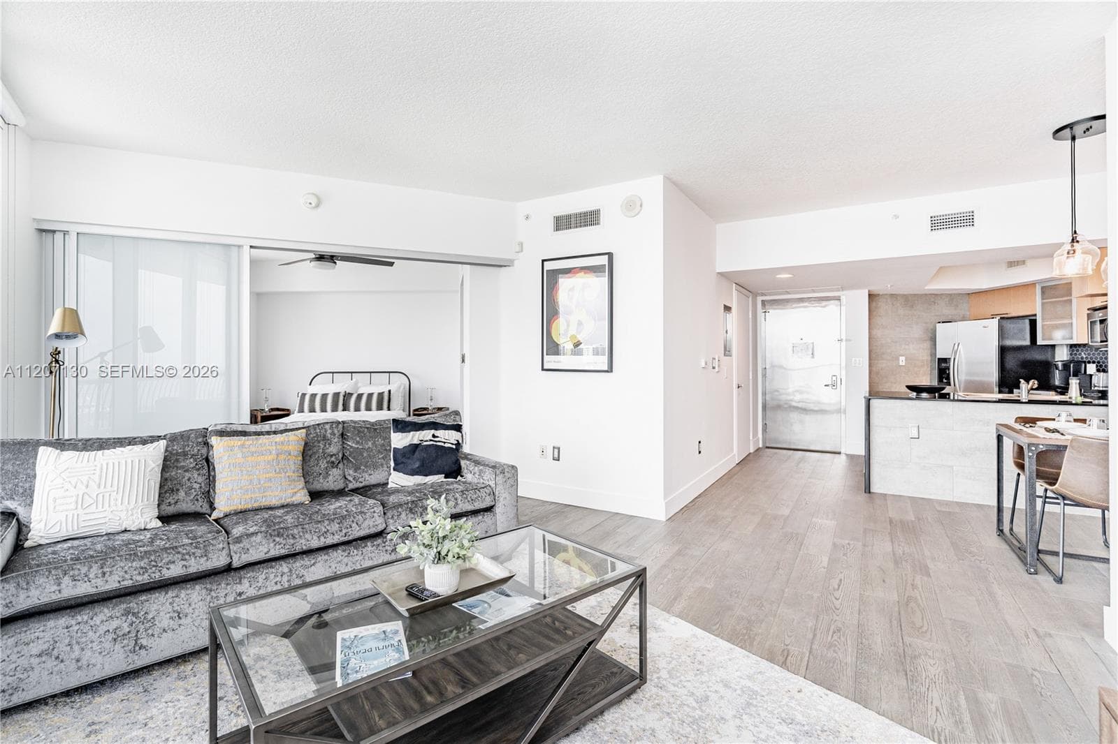 1750 N Bayshore Dr 3914 photo 11