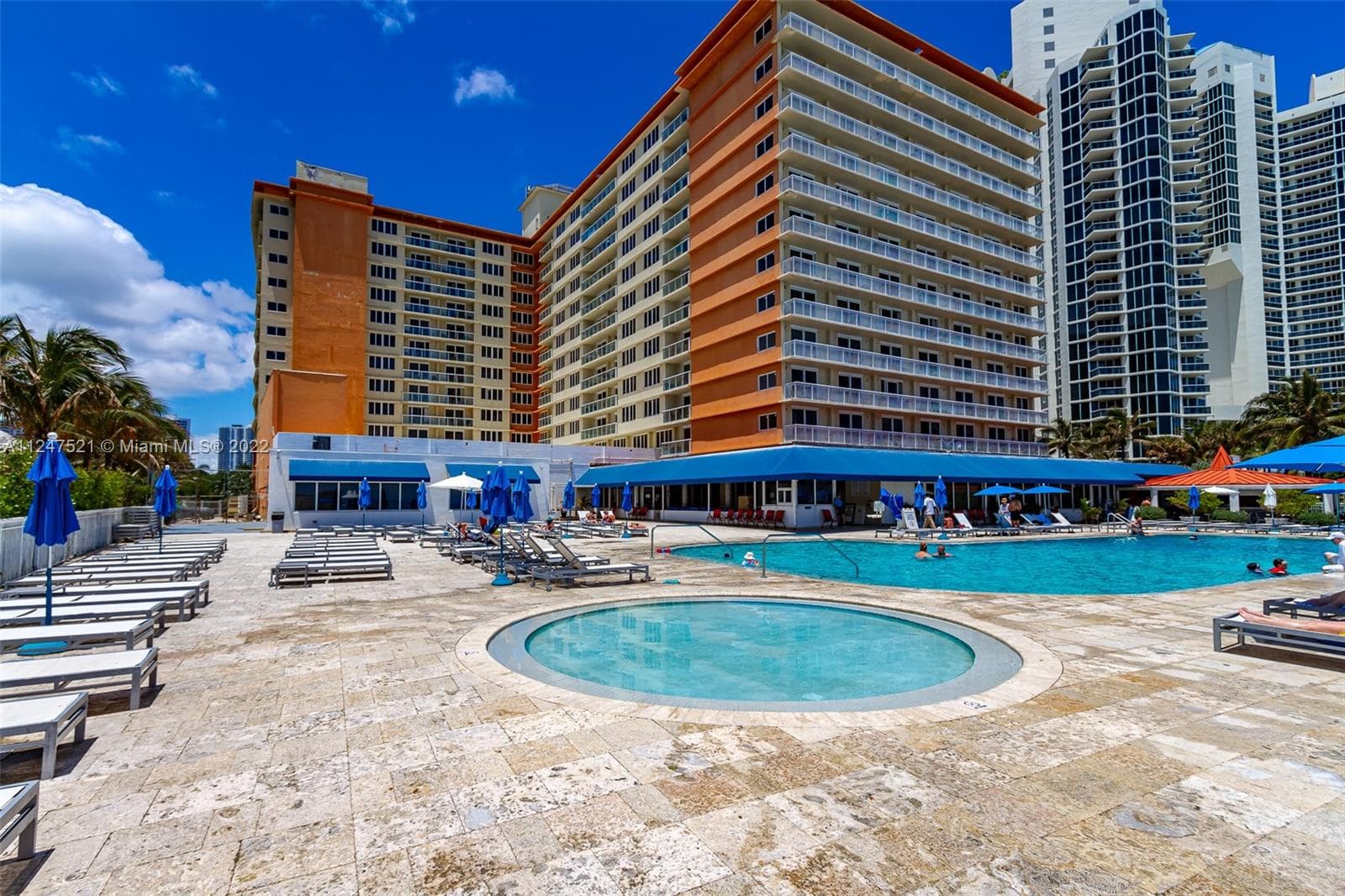19201 Collins Ave 218 photo 20