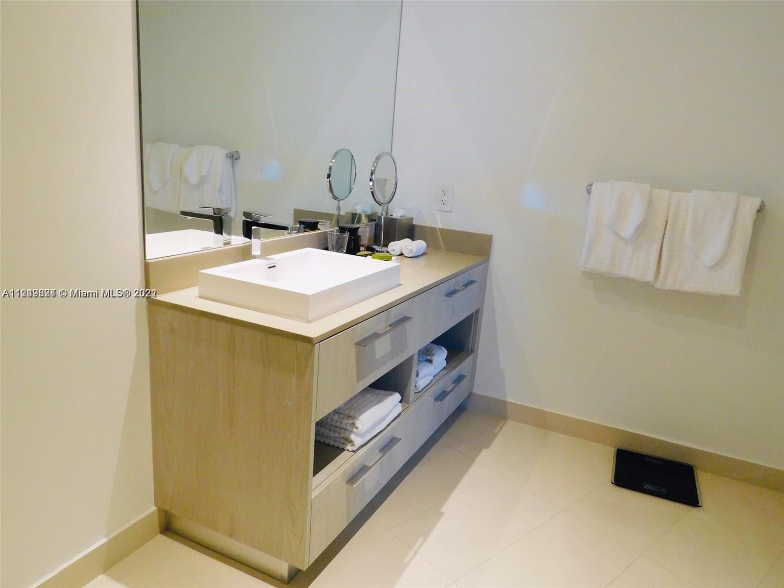 4111 S Ocean Dr 1004 photo 20