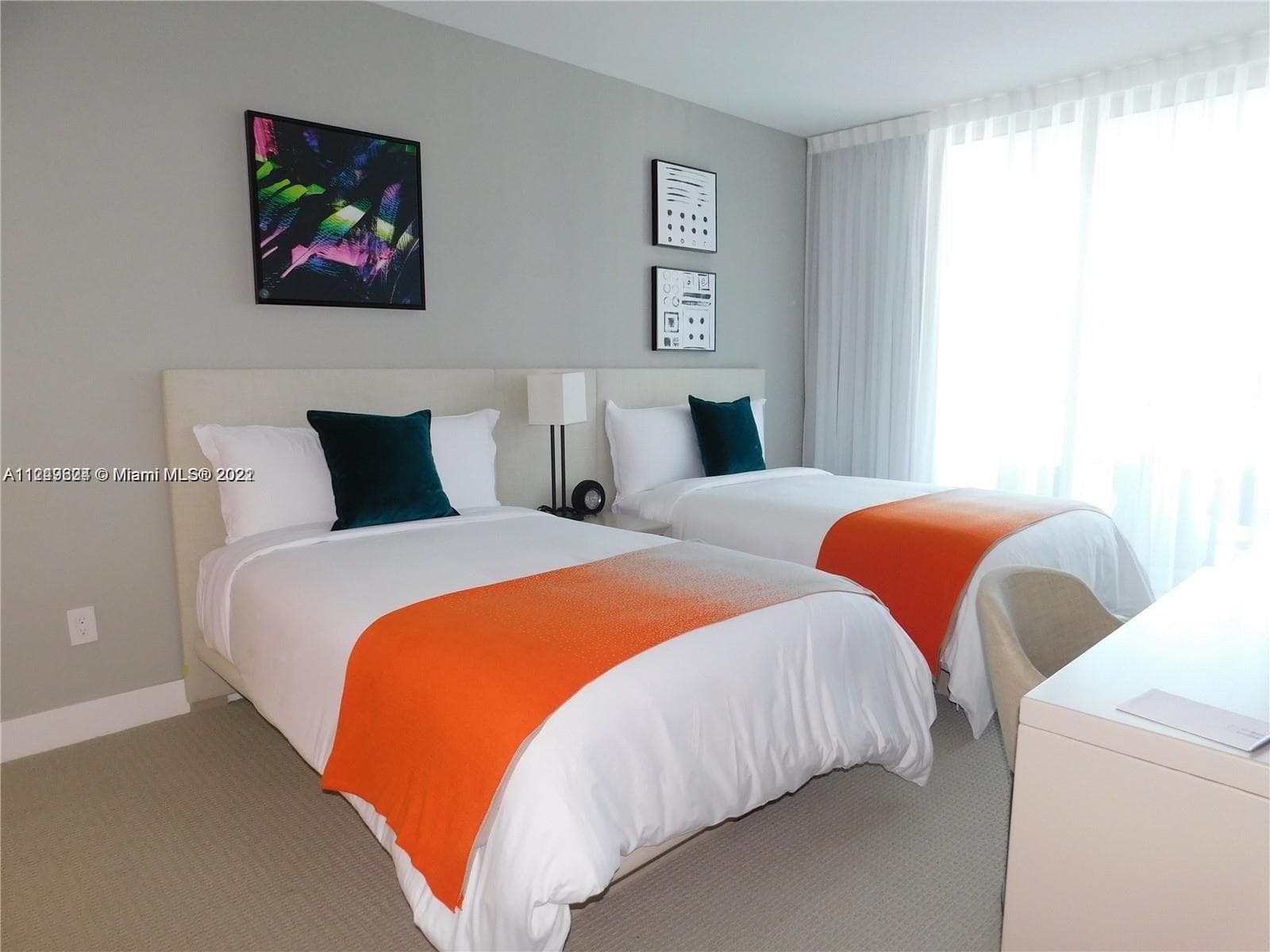 4111 S Ocean Dr 1004 photo 19