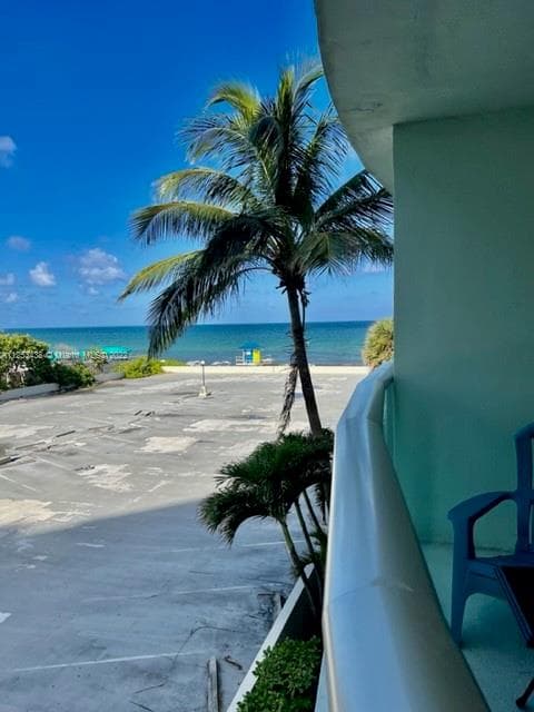 3801 S Ocean Dr 3C photo 3