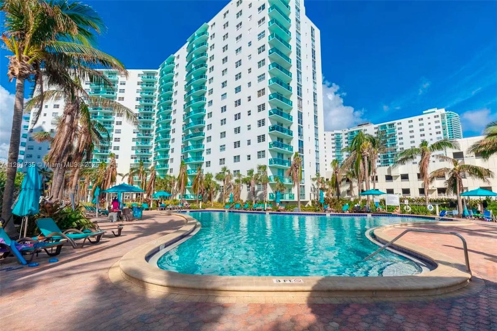 3901 S Ocean Dr 11C photo 3