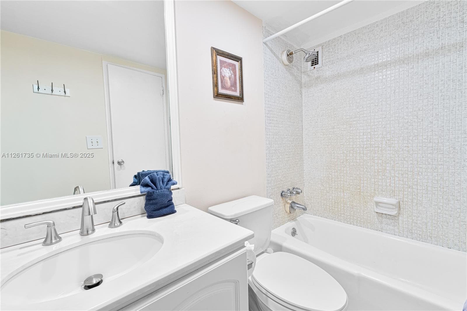 3901 S Ocean Dr 11C photo 18