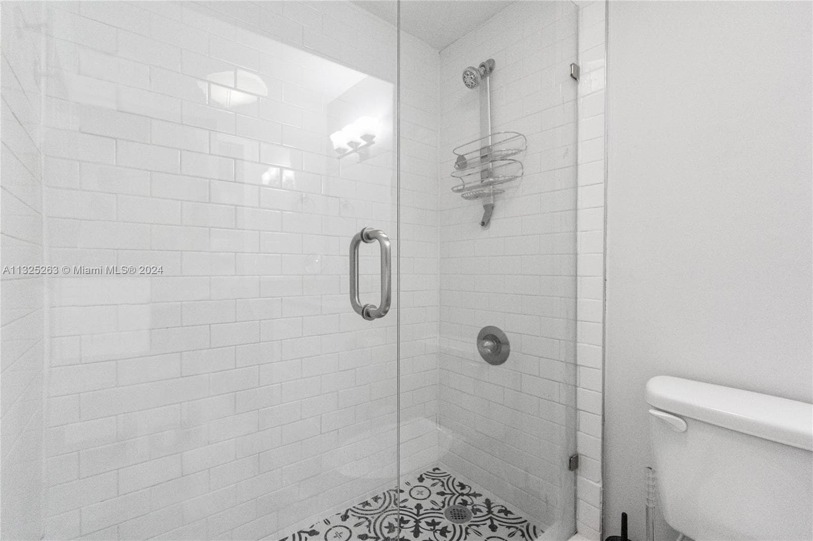 100 Lincoln Rd 320 photo 11