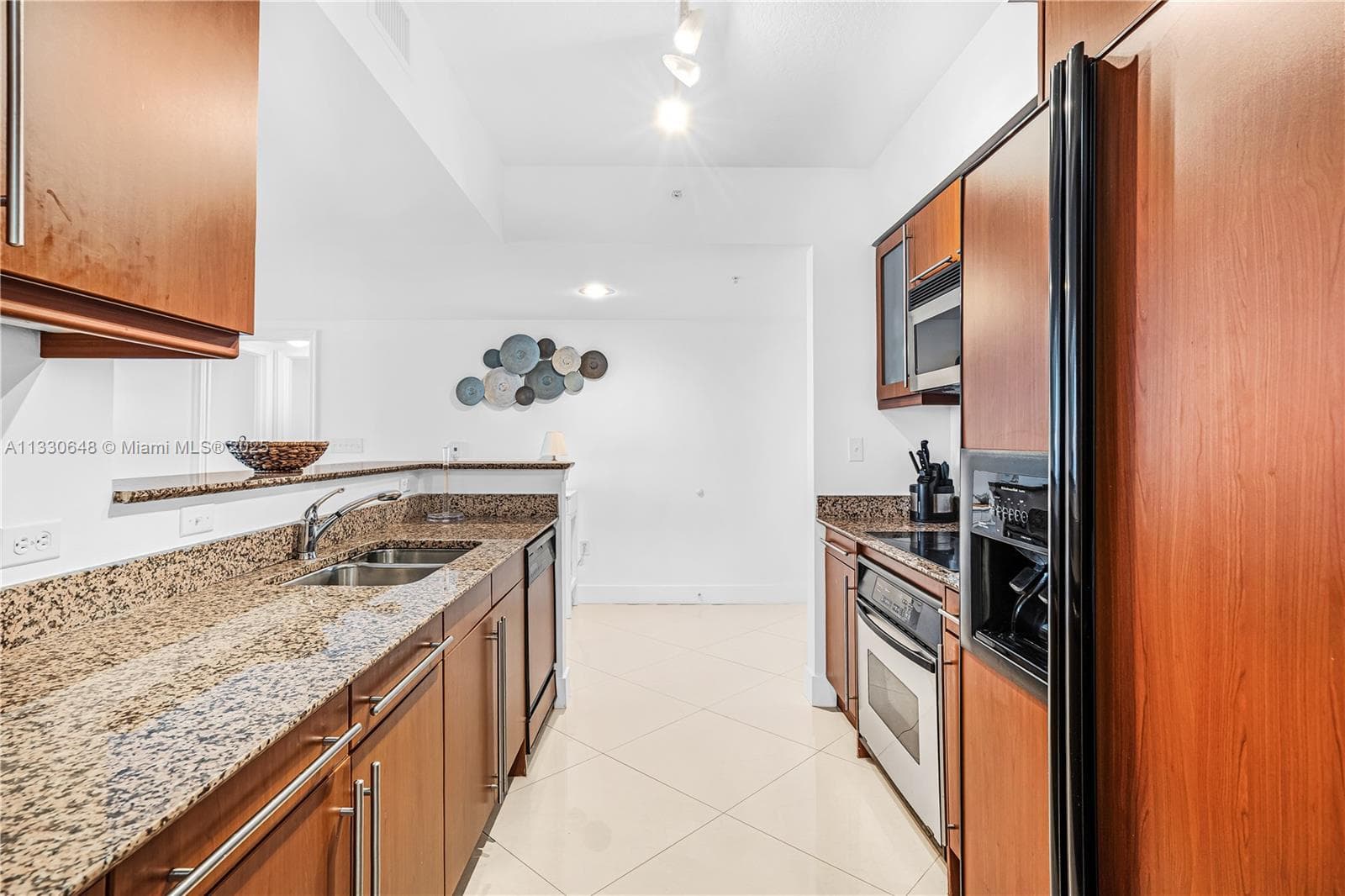 2080 S Ocean Dr, 1507. photo 4