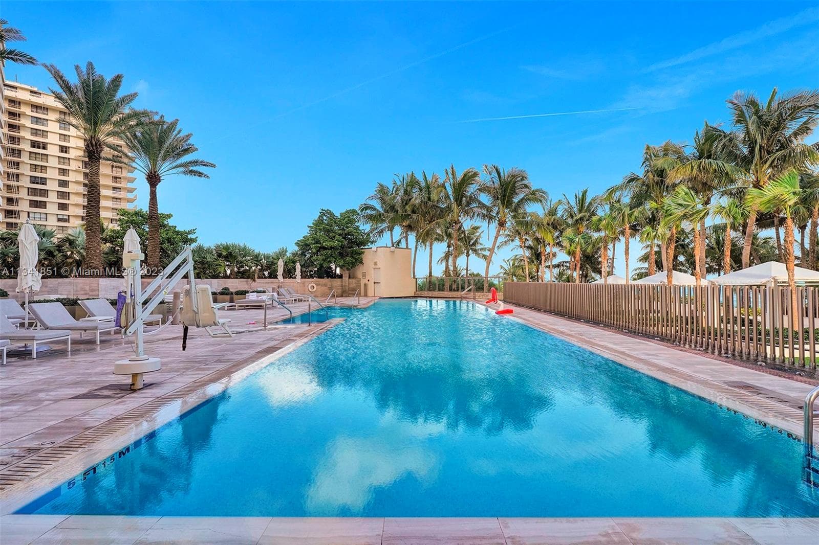 9703 Collins Ave 2501 photo 2