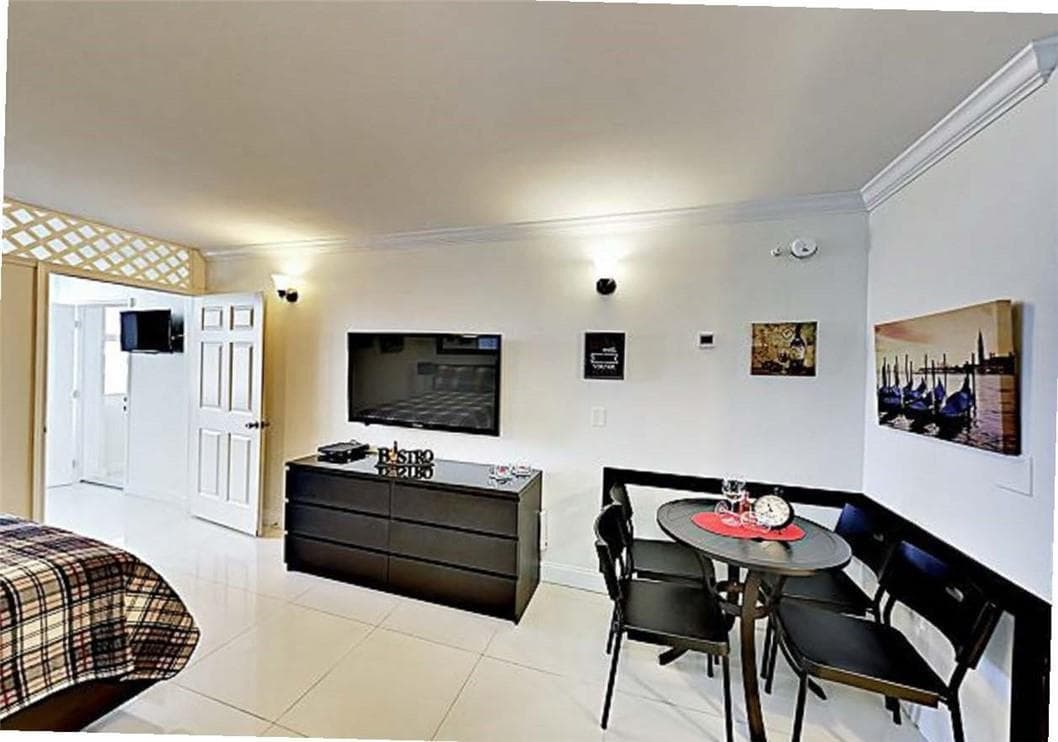 4040 Galt Ocean Drive 805 photo 19