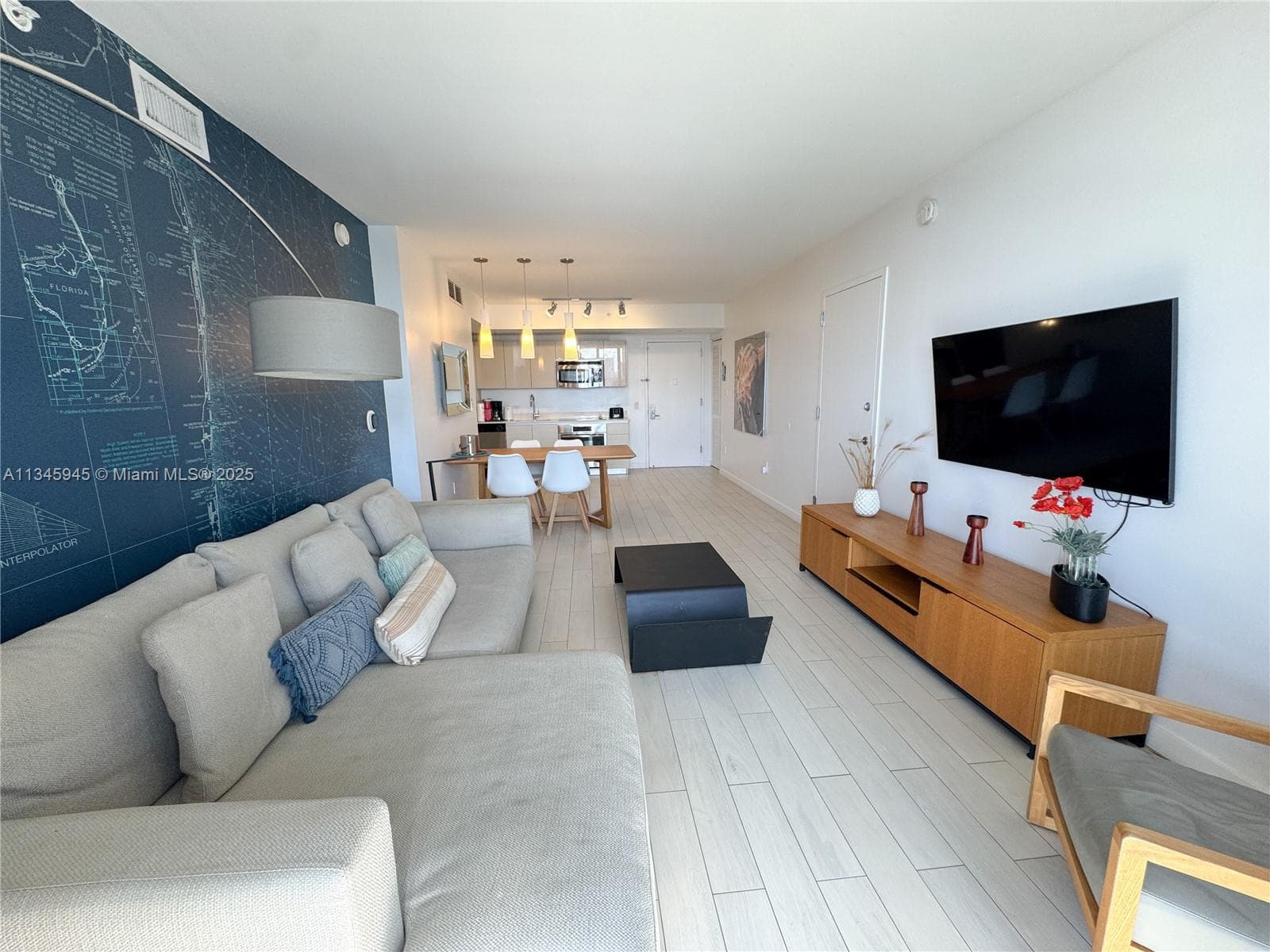 2602 E HALLANDALE BEACH BLVD R1409 photo 9