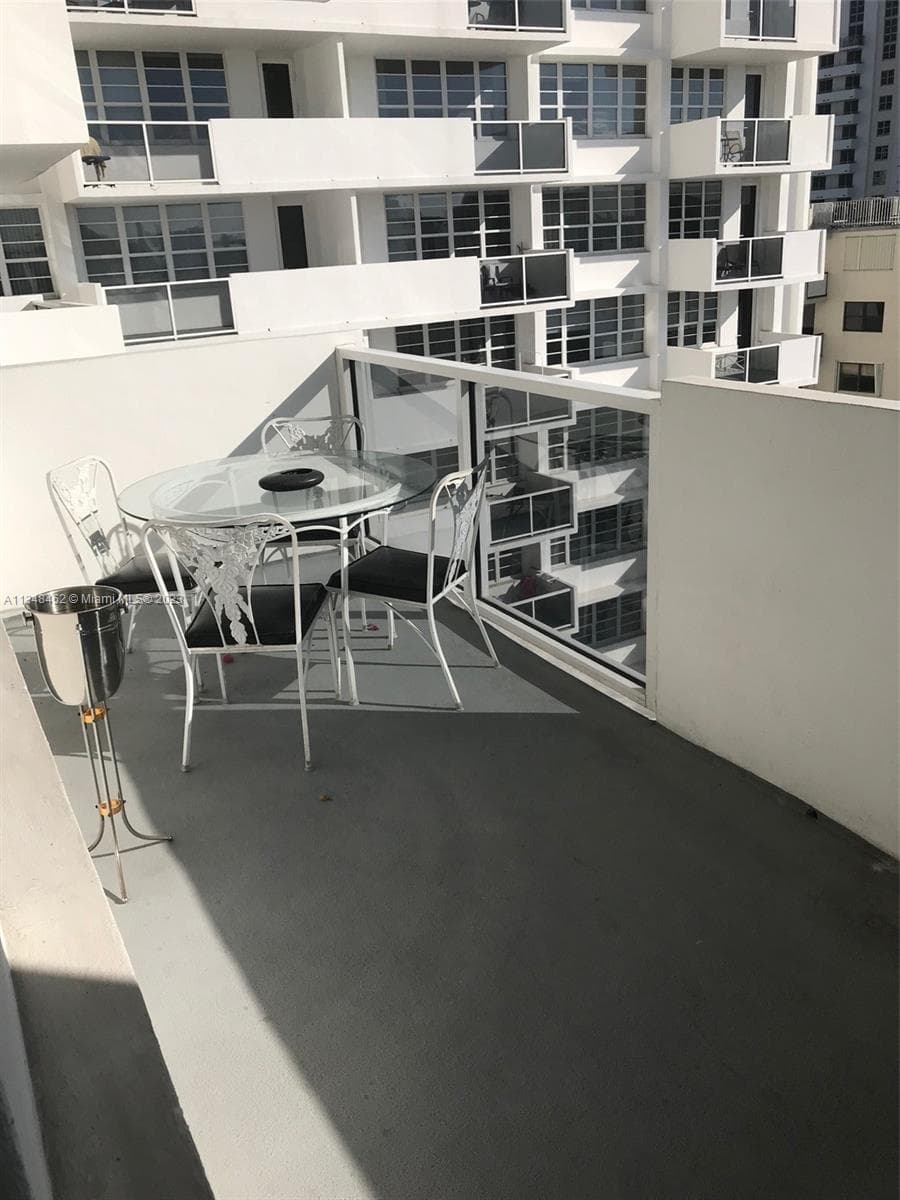100 Lincoln Rd 1007 photo 4