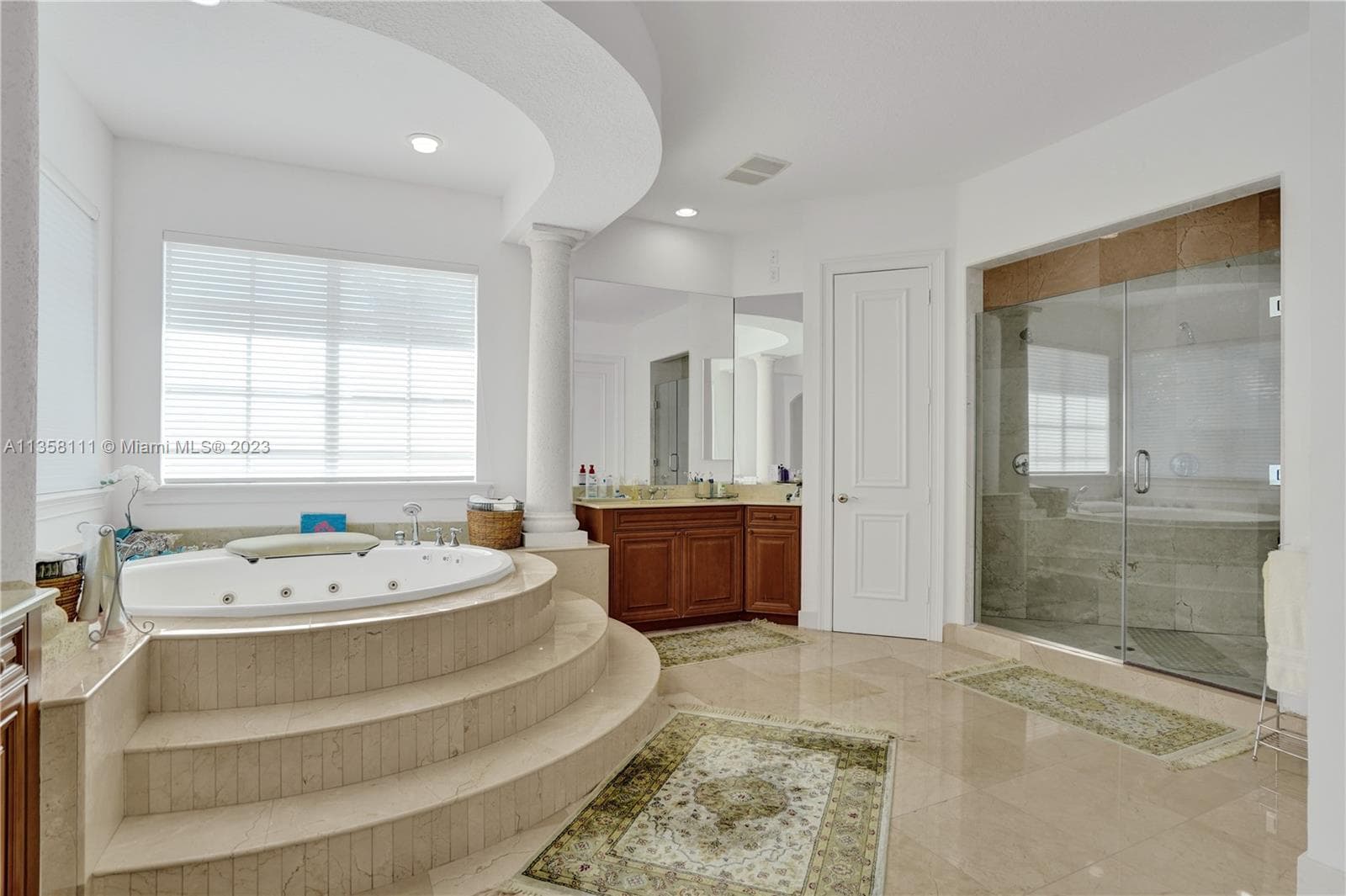 1130 Harbor Ct photo 17