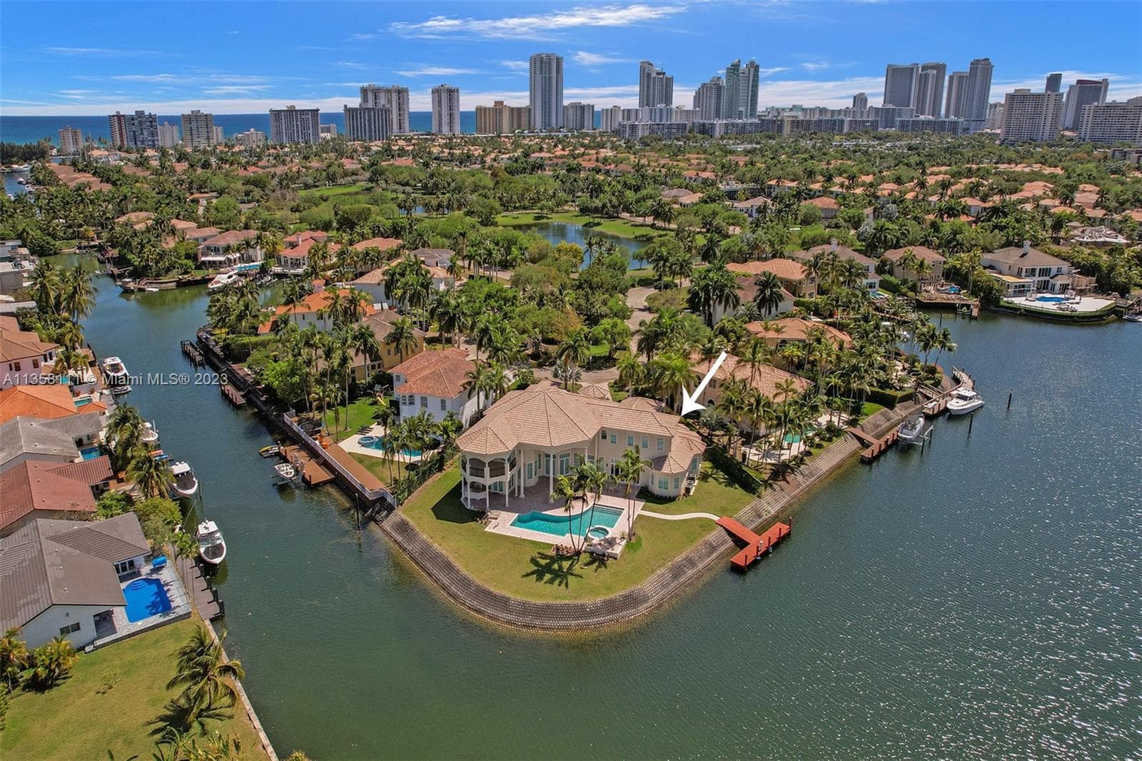 1130 Harbor Ct photo 9