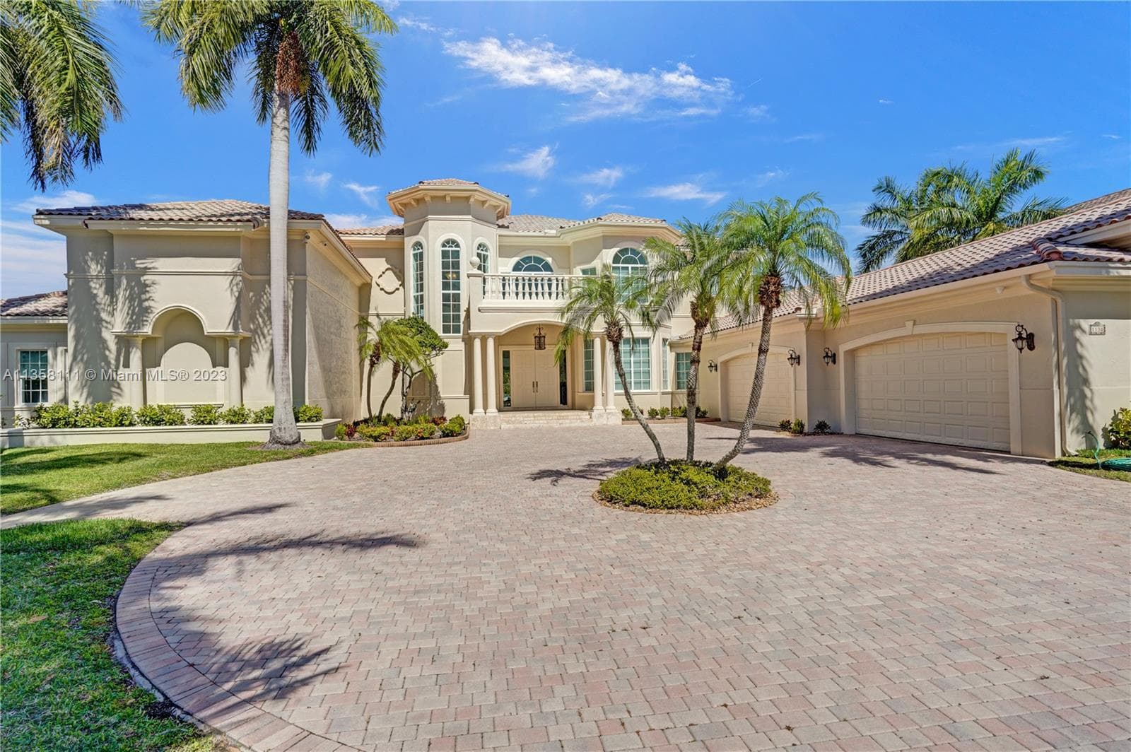 1130 Harbor Ct photo 14