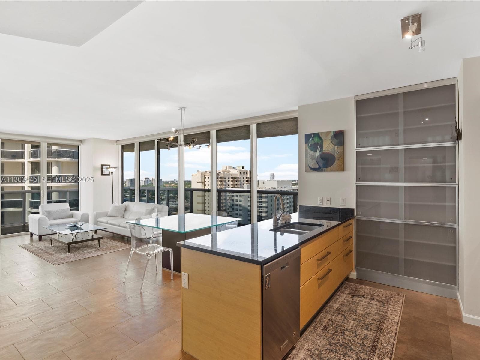 1830 S Ocean Dr 1806 short term photo 16