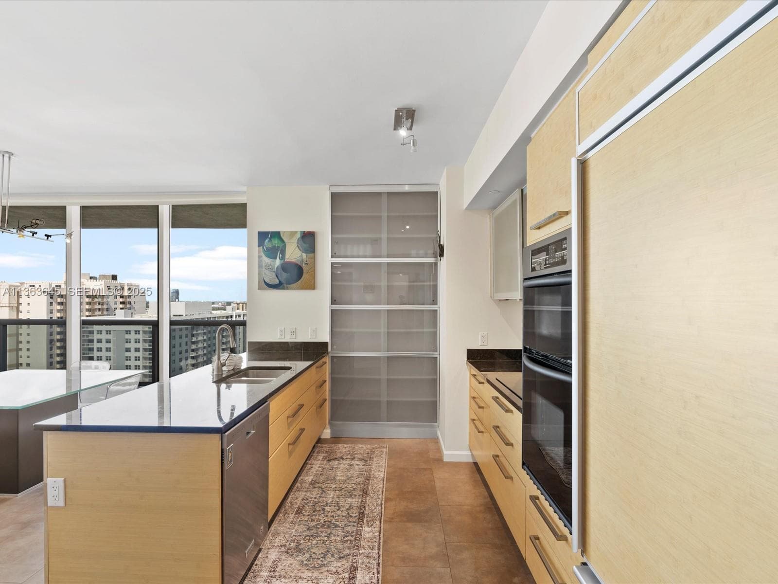 1830 S Ocean Dr 1806 short term photo 15