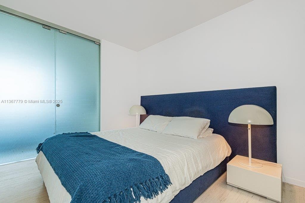 2301 Collins Ave 1032 photo 13