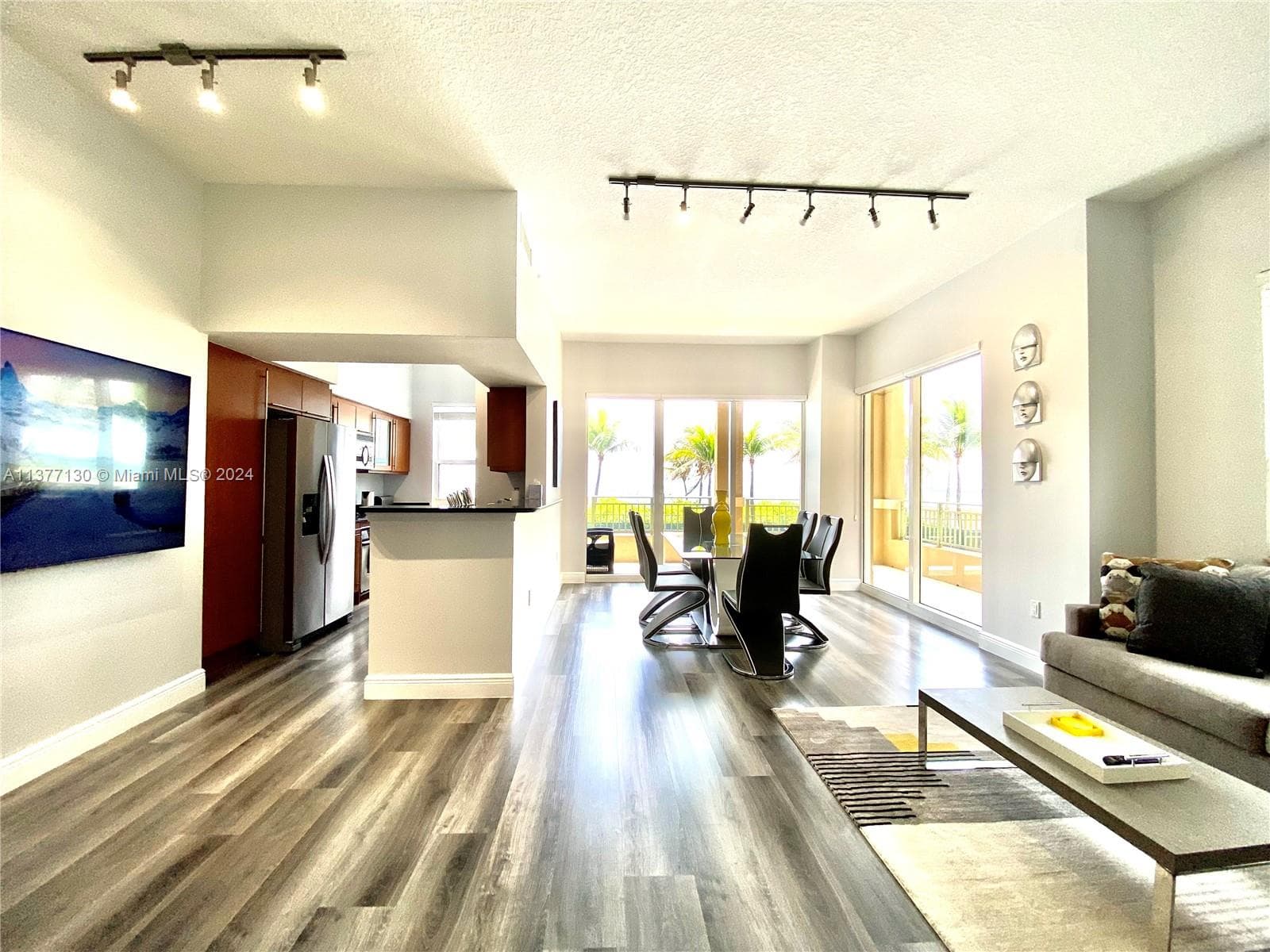 2080 S Ocean Dr 111 photo 13