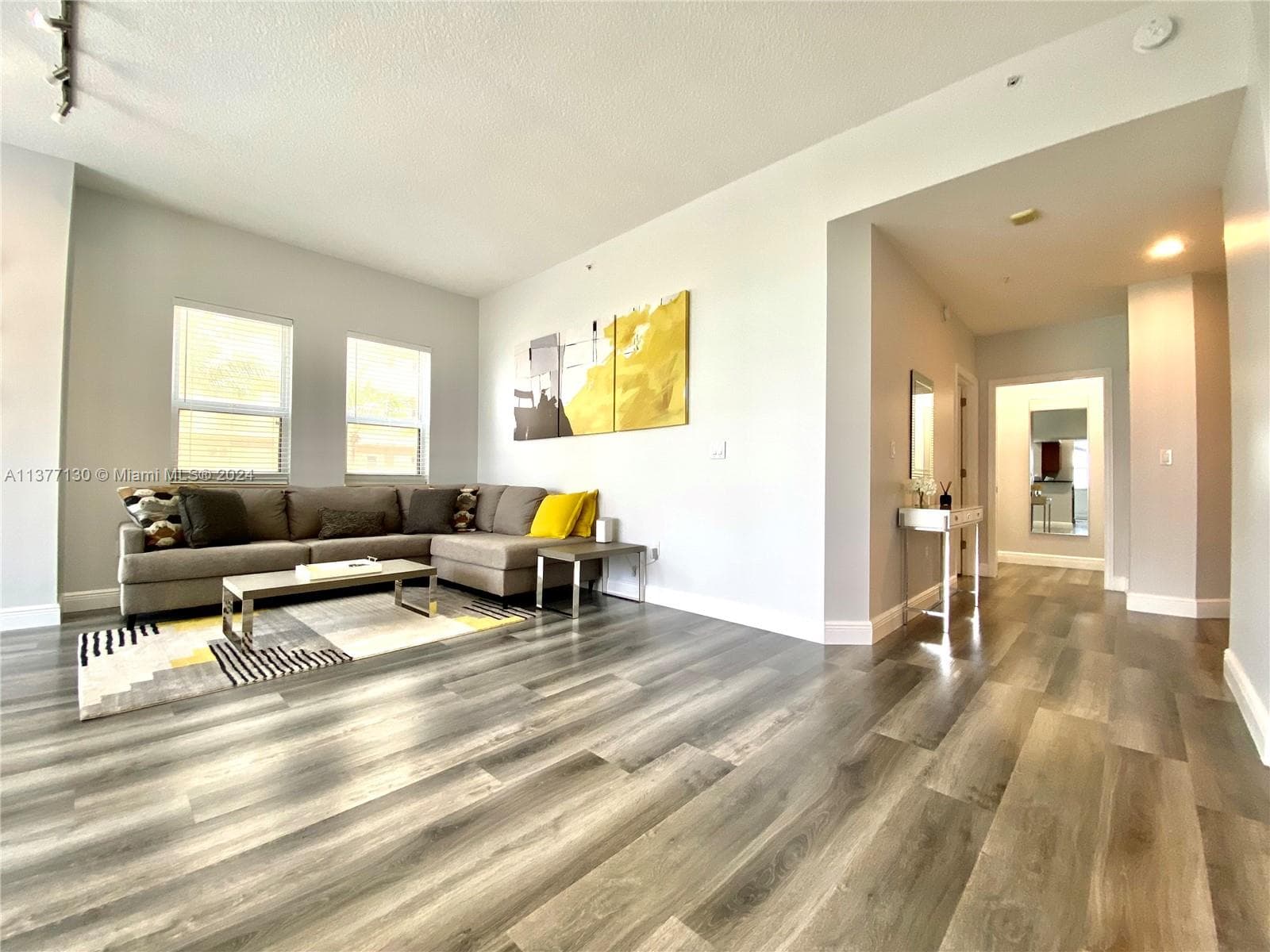 2080 S Ocean Dr 111 photo 7