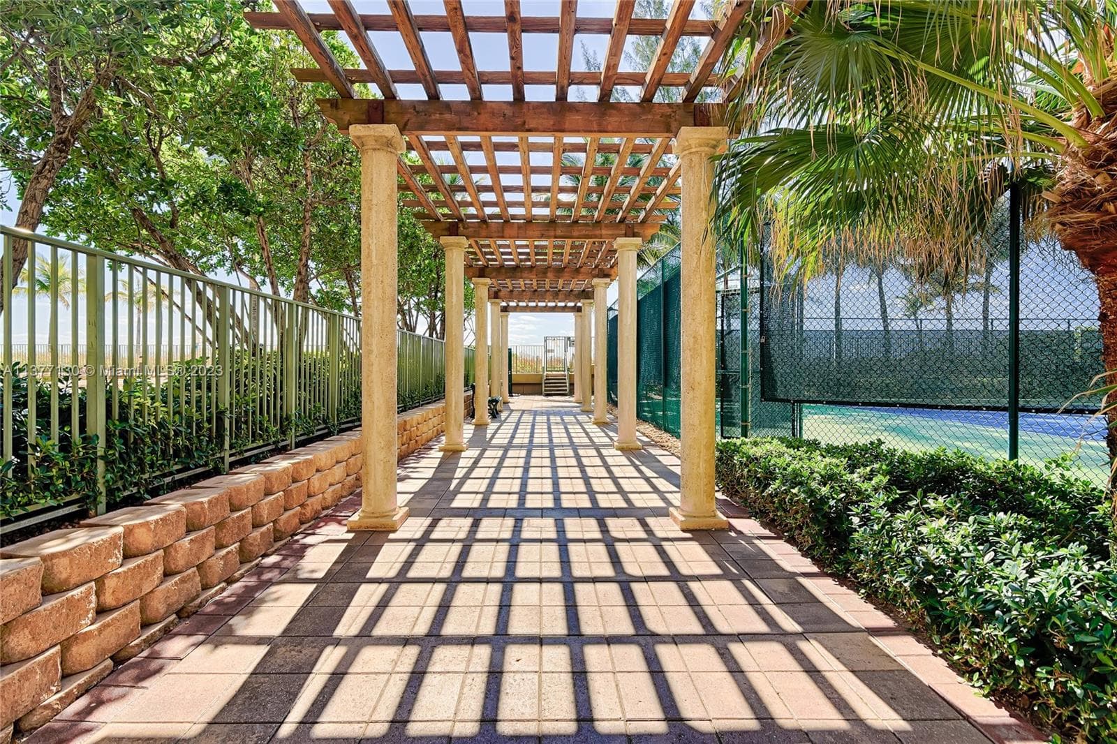 2080 S Ocean Dr 111 photo 24