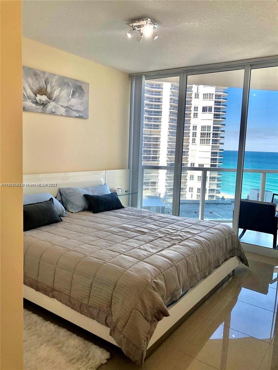 16699 Collins Ave 1705 photo 17