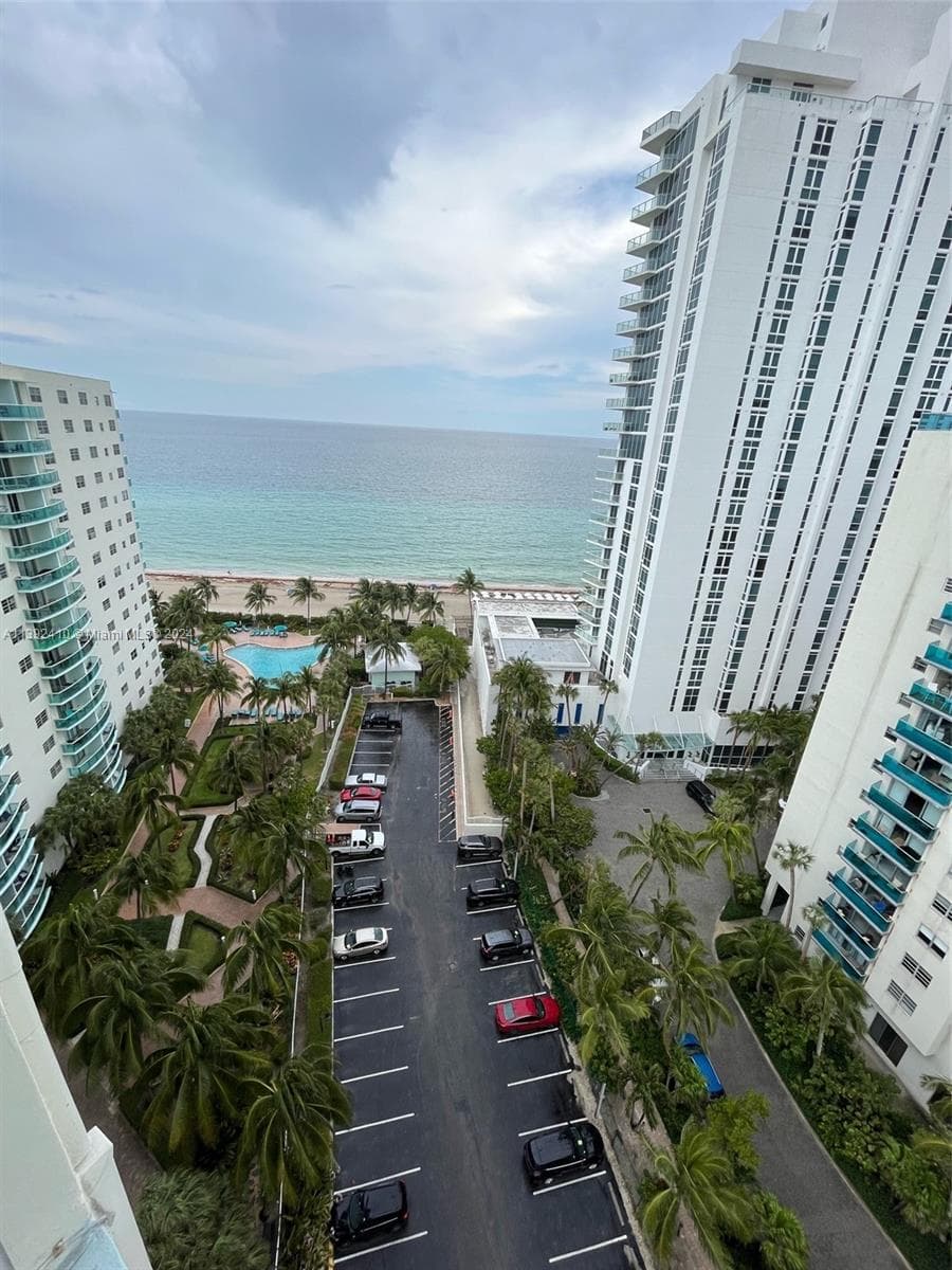 3901 S S Ocean dr PH16O photo 2