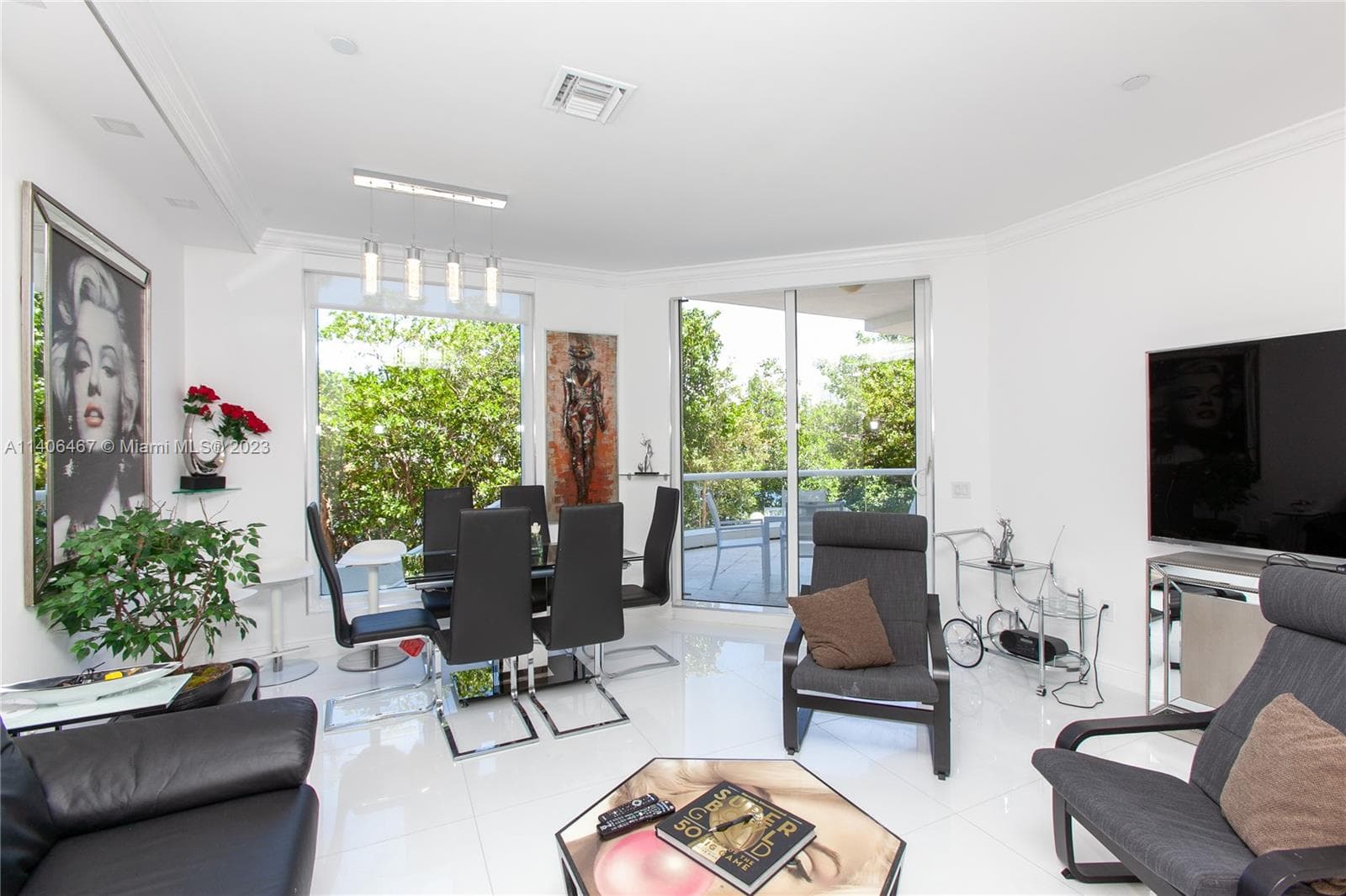 6000 Island Blvd 104 photo 12
