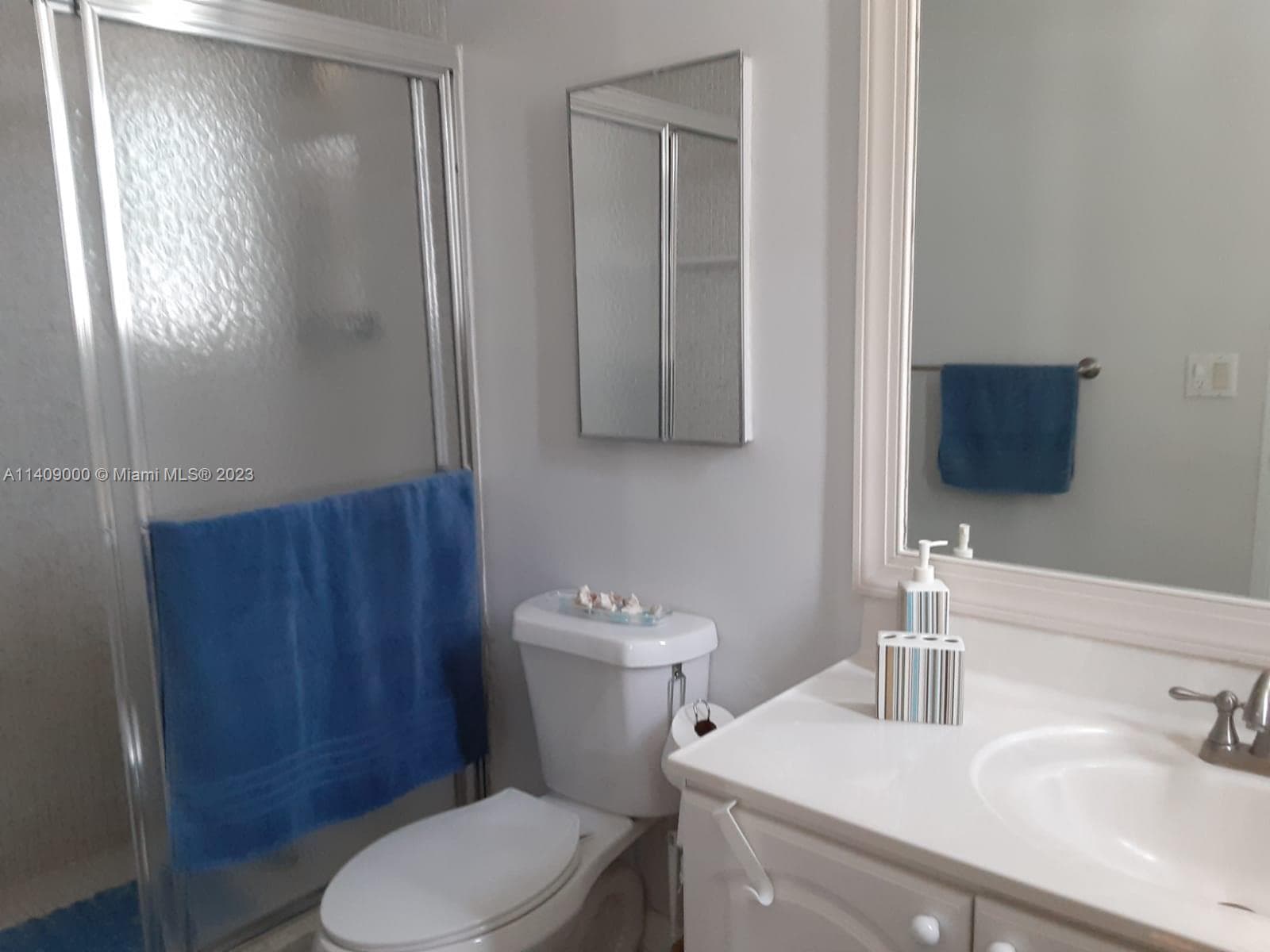 3801 S Ocean Dr 5O photo 2