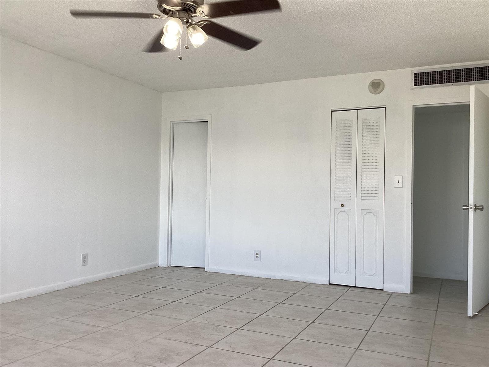 100 Golden Isles Drive 4-414 photo 10