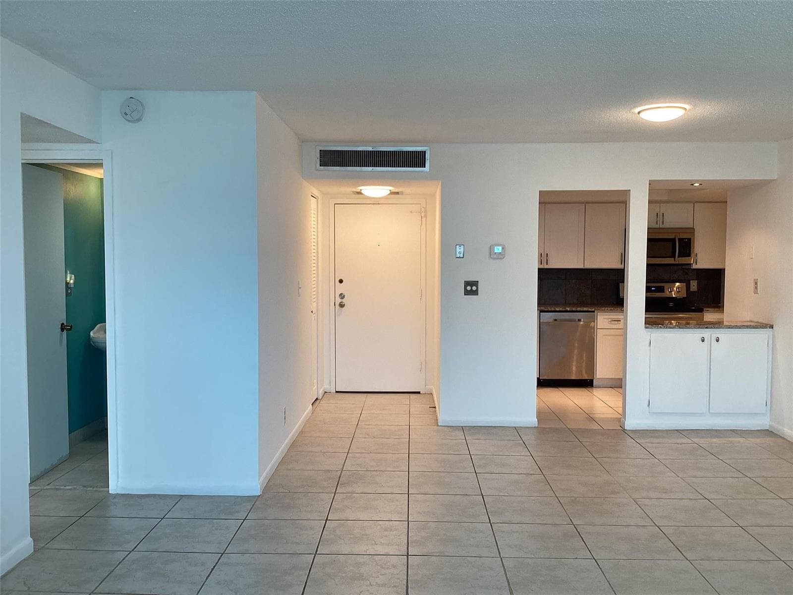 100 Golden Isles Drive 4-414 photo 4