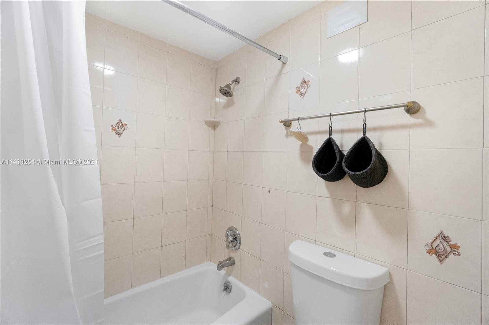 100 Lincoln Rd 1039 photo 18