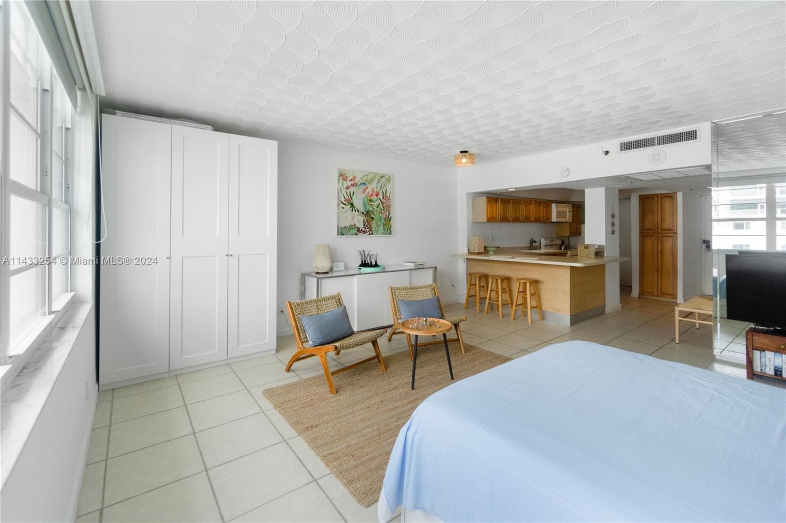 100 Lincoln Rd 1039 photo 4