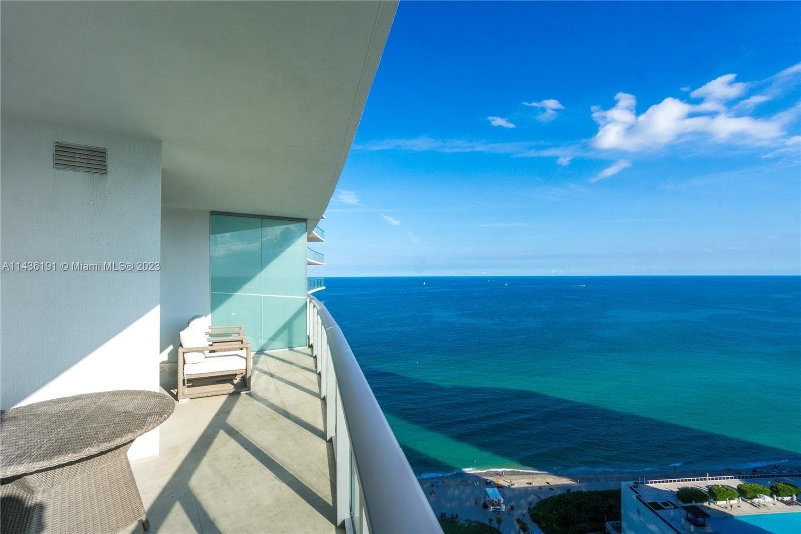 4111 S Ocean Dr 2307 photo 4