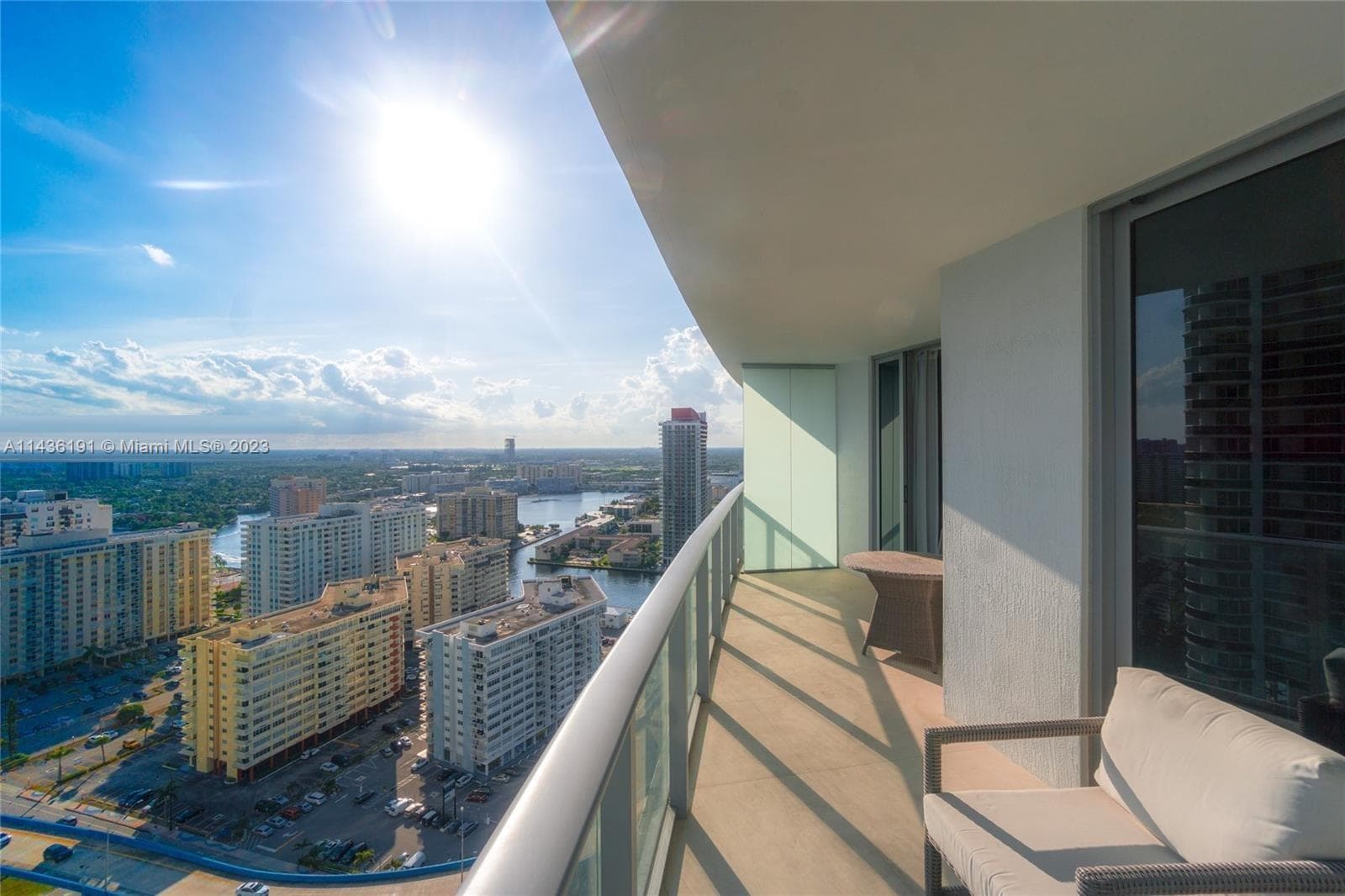 4111 S Ocean Dr 2307 photo 8