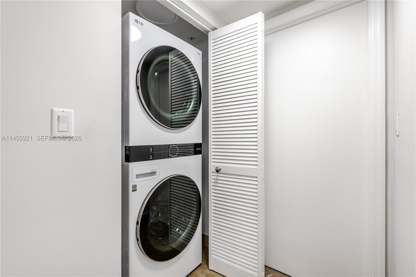 16699 Collins Ave 2501 photo 18