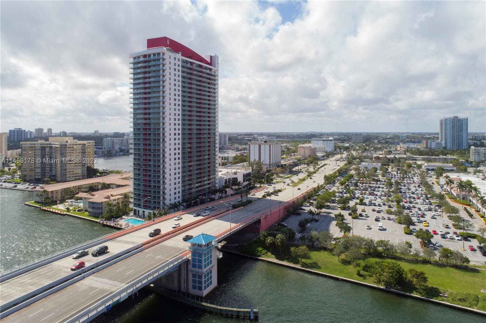 4010 S Ocean Dr R2206 photo 2