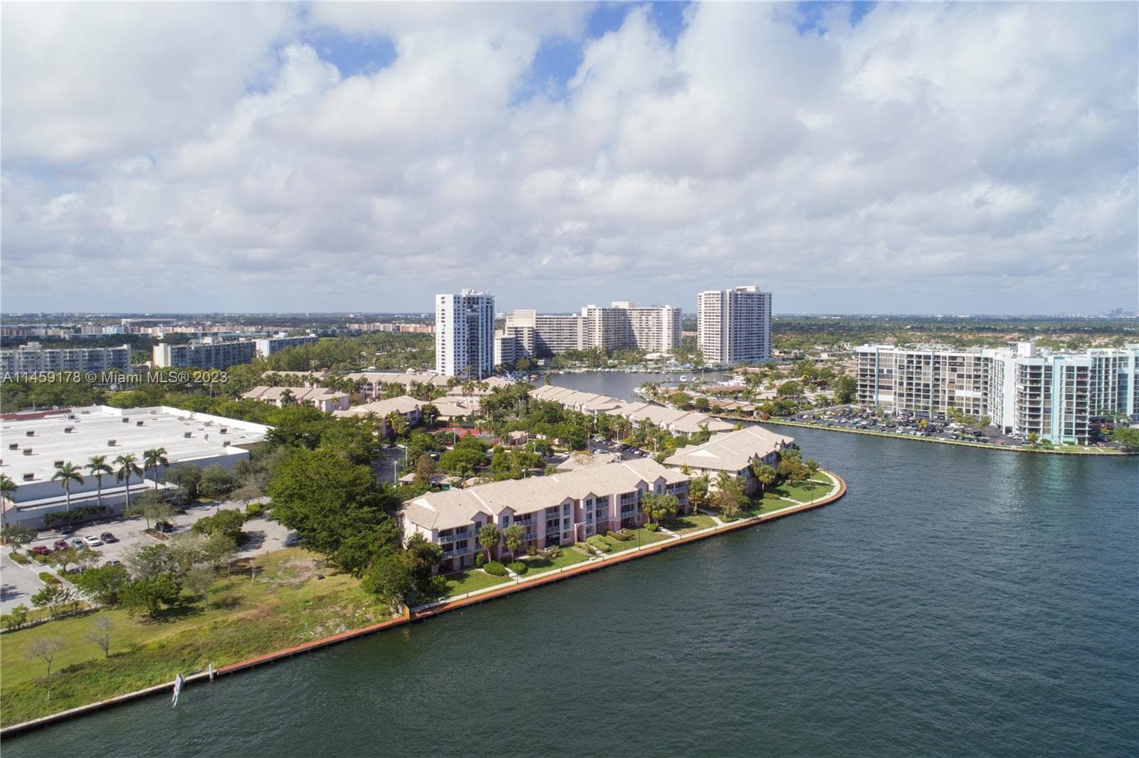 4010 S Ocean Dr R2206 photo 4