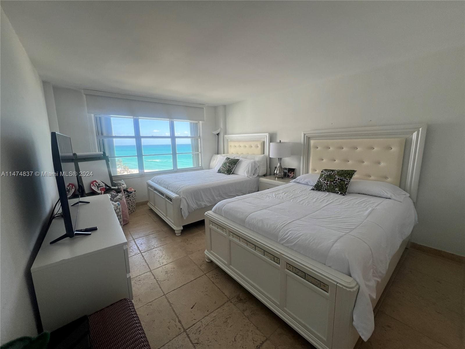 5151 Collins Ave 1035 photo 13
