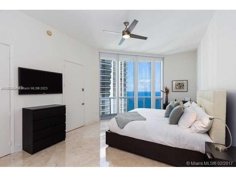 15811 Collins Ave 3504 photo 12