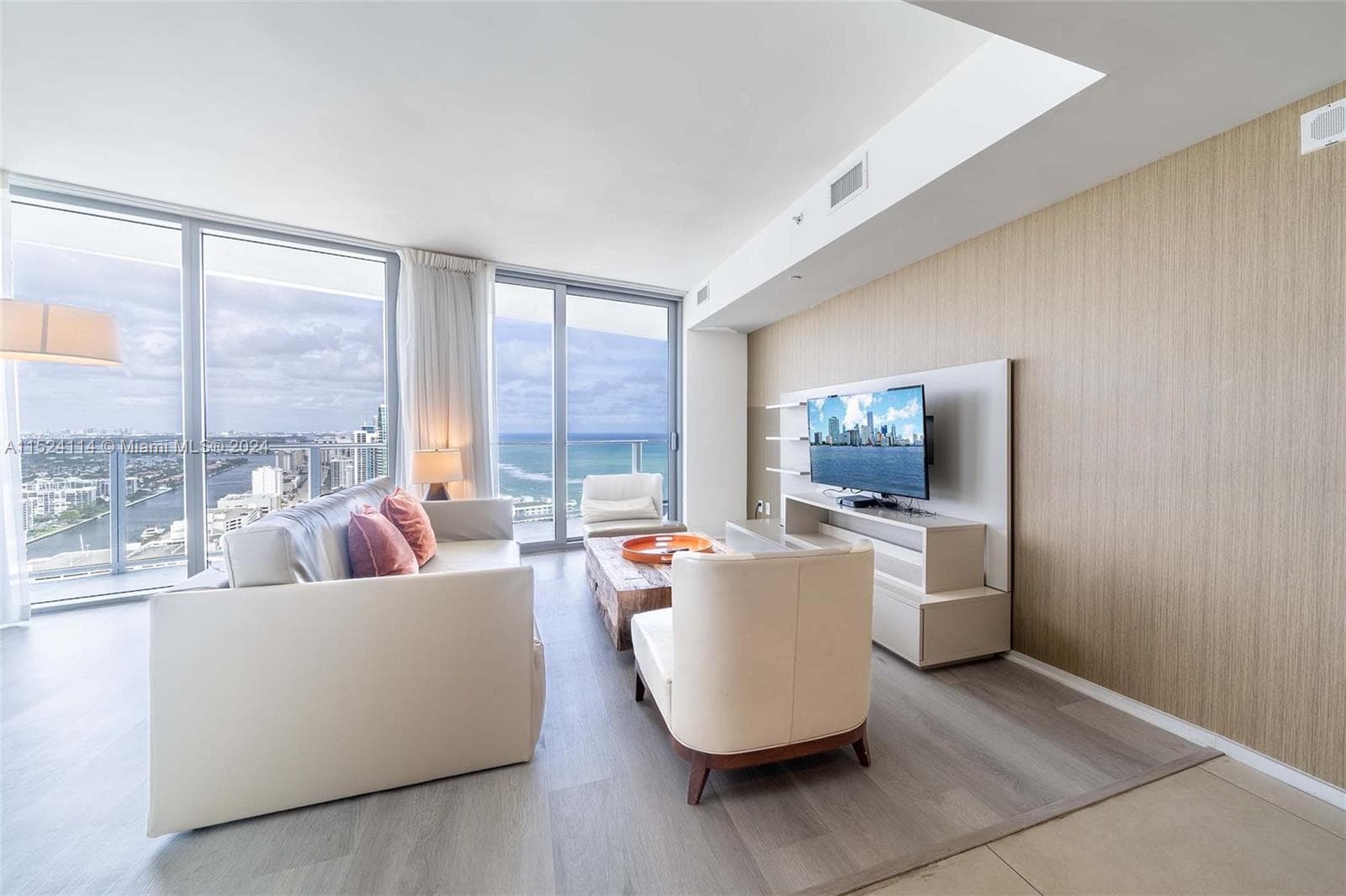 4111 S Ocean Dr 3112 photo 4