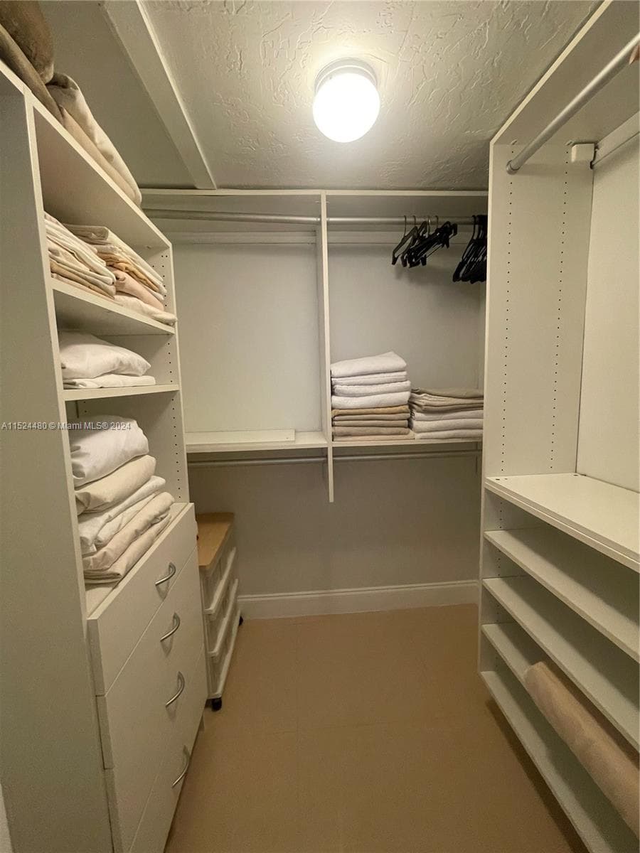 3801 S OCEAN DR 15V photo 16