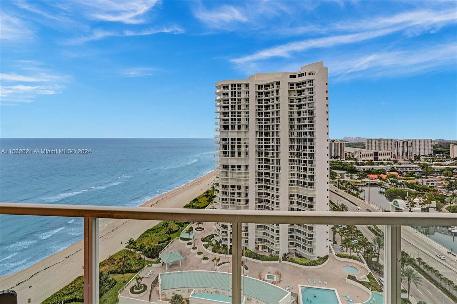 16699 Collins Ave 2209 photo 25